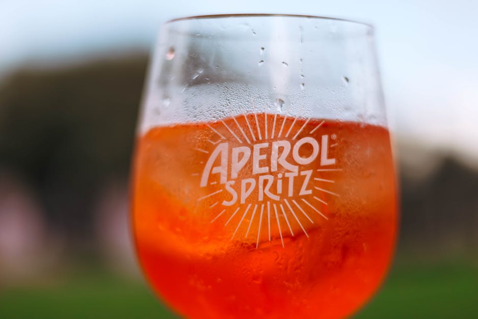 aperitivo spritz outdoor table Via del Pratello