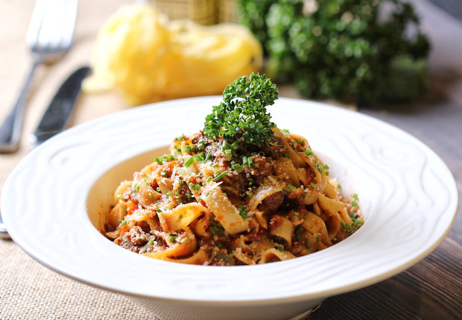 Bolognese pasta tagliatelle al ragù restaurant