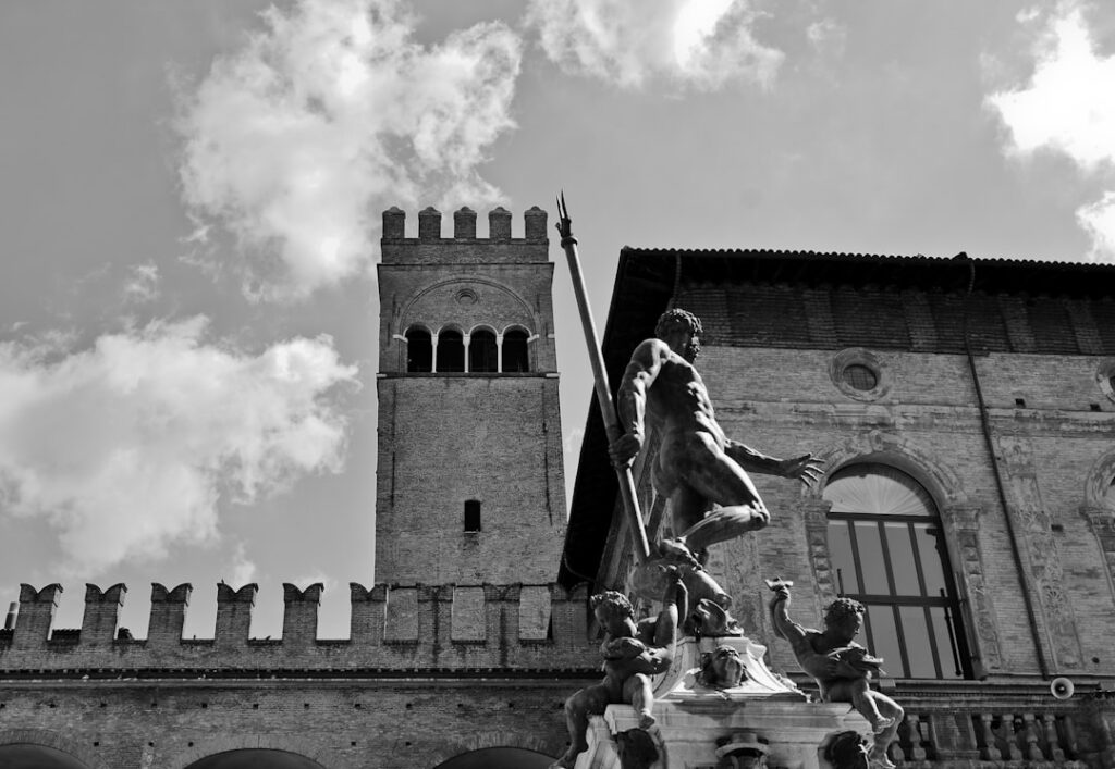 Fontana del Nettuno statue Piazza del Nettuno afternoon