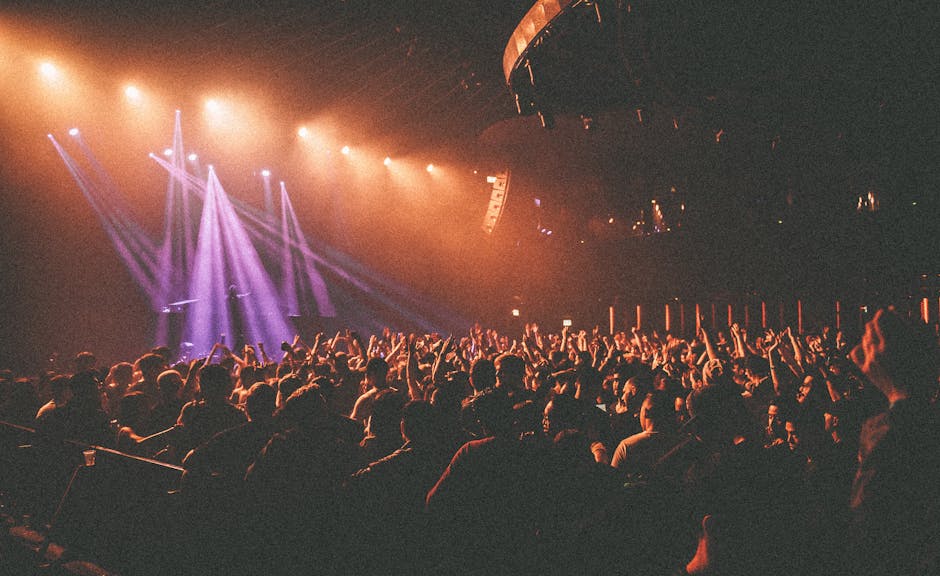 Locomotiv Club concert night exterior crowd